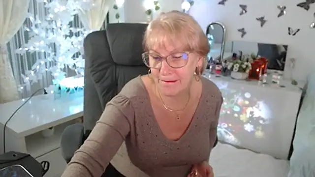 Ghertrude52 online show from 12-02-25, 04:07