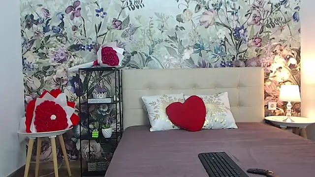 RoseDiamond06 online show from 02-26-26, 09:47