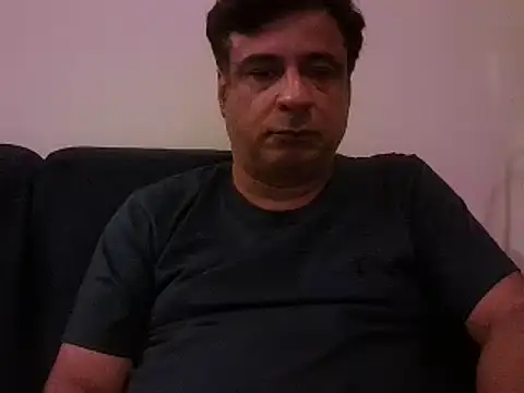 Snapshot of desipapaxxx chatting on 02-13-25, 06:27 desipapaxxx online show from 02-13-25, 06:27