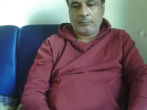 Snapshot of desipapaxxx chatting on 12-02-25, 03:56 desipapaxxx online show from 12-02-25, 03:56