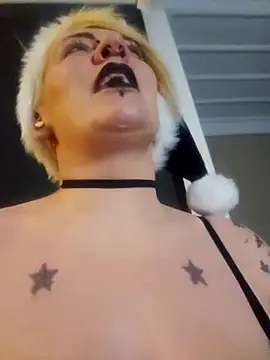 PinkTheHawk online show from 12-17-25, 10:32