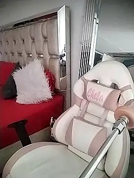 chelaqueen  online show from 02-18-26, 08:16