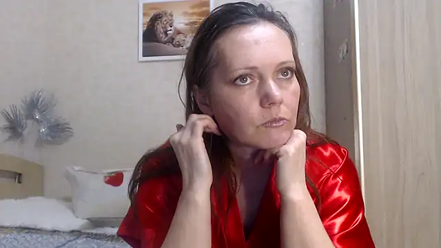 Snapshot of SheLion chatting on 12-26-24, 07:38 SheLion online show from 12-26-24, 07:38