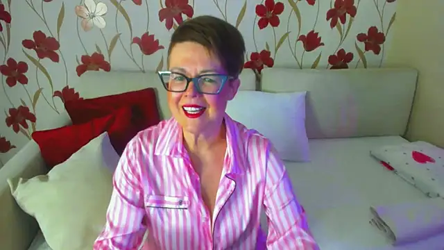 Snapshot of JennAlison chatting on 02-11-25, 10:59 JennAlison online show from 02-11-25, 10:59