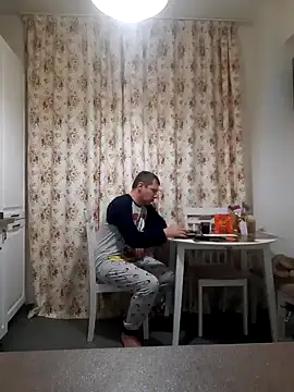 Snapshot of Lucy_1_roso chatting on 12-25-24, 06:09 Lucy 1 roso online show from 12-25-24, 06:09