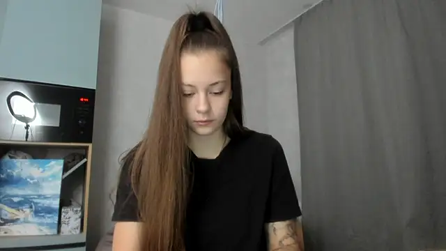 why again me online show from 10-10-25, 03:44