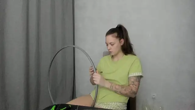 why again me online show from 03-04-26, 08:59