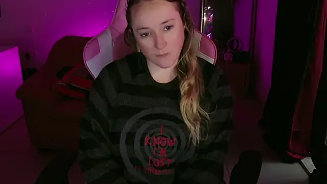 Snapshot of kisicaxx chatting on 01-29-25, 03:37 kisicaxx online show from 01-29-25, 03:37