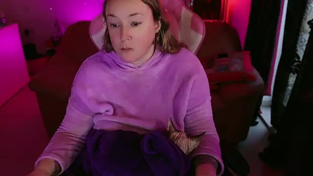 Snapshot of kisicaxx chatting on 03-11-25, 05:02 kisicaxx online show from 03-11-25, 05:02