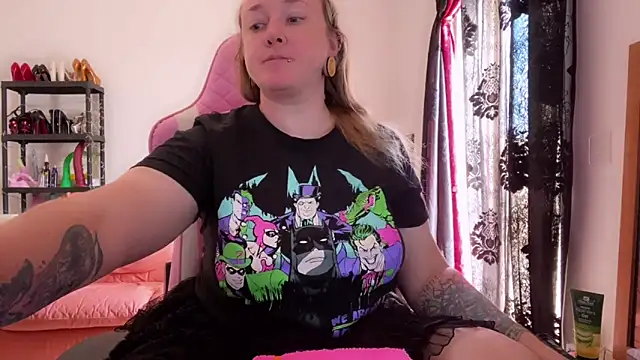 Snapshot of kisicaxx chatting on 09-30-25, 09:58 kisicaxx online show from 09-30-25, 09:58