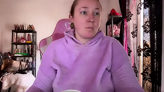 kisicaxx online show from 03-04-26, 02:23