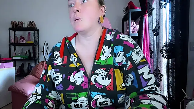 kisicaxx online show from 03-24-26, 10:42