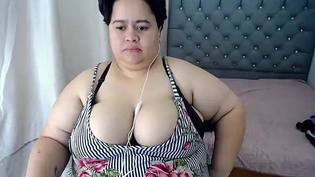 hotlesby4uxxx online show from 12-14-24, 11:01