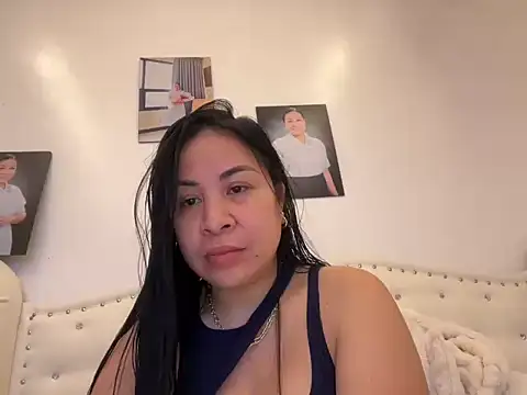 Tightwetholesxx online show from 03-09-26, 06:39