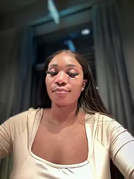 Snapshot of __Nessa__ chatting on 01-25-25, 05:51 Nessa online show from 01-25-25, 05:51