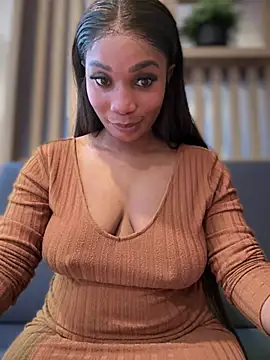 Snapshot of __Nessa__ chatting on 02-15-25, 02:55 Nessa online show from 02-15-25, 02:55