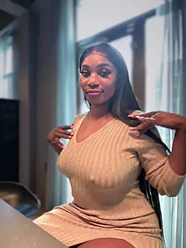 Snapshot of __Nessa__ chatting on 03-14-25, 02:52 Nessa online show from 03-14-25, 02:52