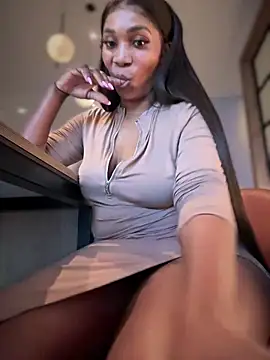 Snapshot of __Nessa__ chatting on 03-15-25, 05:59 Nessa online show from 03-15-25, 05:59