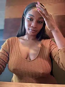 Snapshot of __Nessa__ chatting on 03-22-25, 12:14 Nessa online show from 03-22-25, 12:14