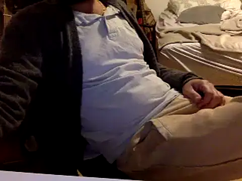 Snapshot of BADGUY2021 chatting on 12-22-24, 06:15 BADGUY2021 online show from 12-22-24, 06:15