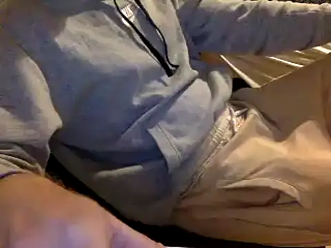 Snapshot of BADGUY2021 chatting on 12-27-24, 05:05 BADGUY2021 online show from 12-27-24, 05:05