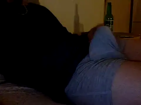 Snapshot of BADGUY2021 chatting on 01-23-25, 06:03 BADGUY2021 online show from 01-23-25, 06:03