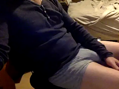 Snapshot of BADGUY2021 chatting on 02-24-25, 07:19 BADGUY2021 online show from 02-24-25, 07:19