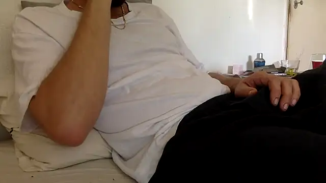 Snapshot of BADGUY2021 chatting on 11-02-25, 07:55 BADGUY2021 online show from 11-02-25, 07:55