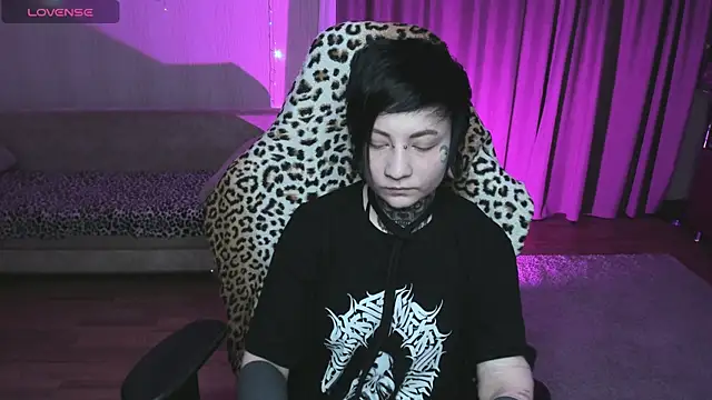 Snapshot of acid_trip1l chatting on 02-11-25, 07:05 acid trip1l online show from 02-11-25, 07:05