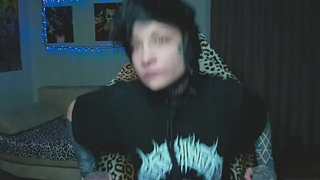 Snapshot of acid_trip1l chatting on 10-17-25, 09:17 acid trip1l online show from 10-17-25, 09:17