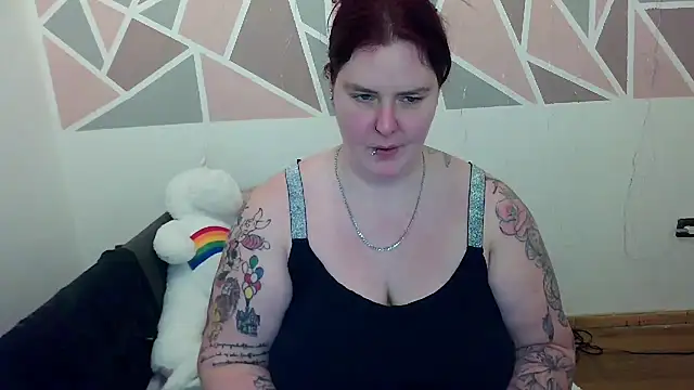 JoyceKyra91 online show from 02-06-25, 06:24