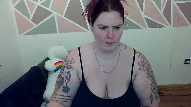 JoyceKyra91 online show from 02-13-25, 04:50