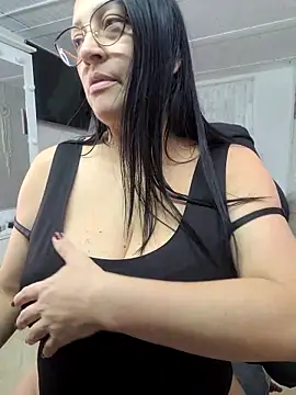 Ameliarizo online show from 01-06-26, 01:53