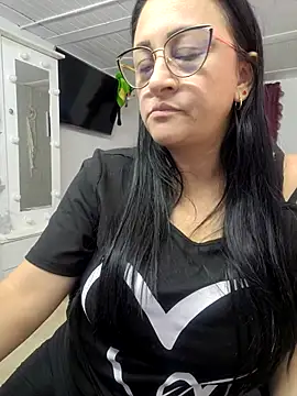 Ameliarizo online show from 01-17-26, 12:15