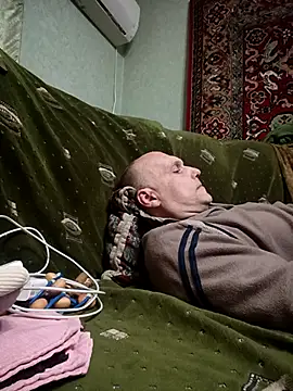 Sam Colt online show from 04-16-26, 05:25