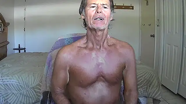 Snapshot of nakeedcowboi65 chatting on 04-18-26, 06:45 nakeedcowboi65 online show from 04-18-26, 06:45
