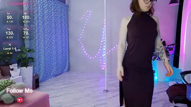 AngelaWhiti online show from 03-12-25, 03:29