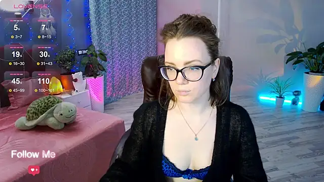 AngelaWhiti online show from 03-20-25, 03:04