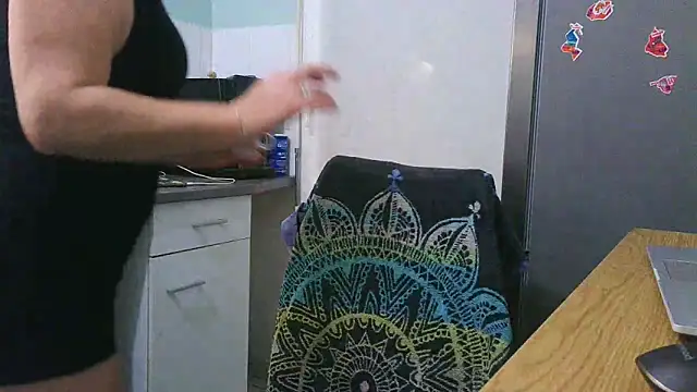 Snapshot of jennylovence chatting on 09-29-25, 06:51 jennylovence online show from 09-29-25, 06:51