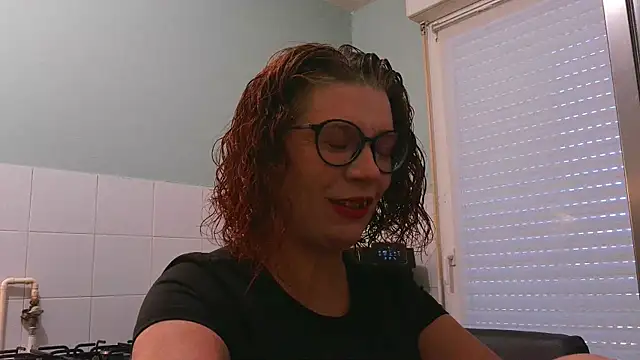 Snapshot of jennylovence chatting on 11-26-25, 12:28 jennylovence online show from 11-26-25, 12:28