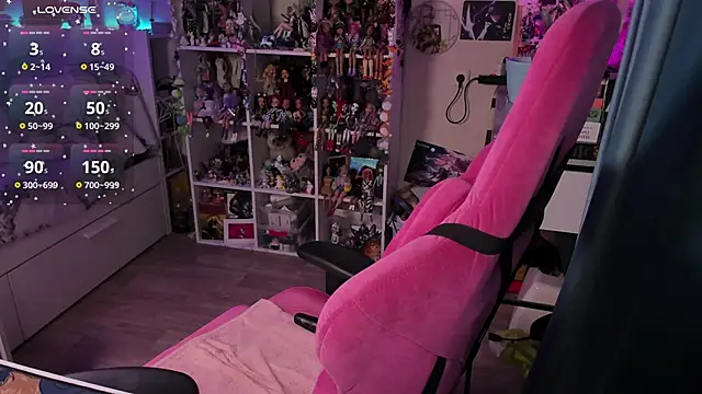 ChloeKohaku online show from 01-13-26, 03:23