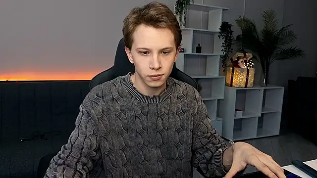 Snapshot of arlekincrop chatting on 01-14-26, 06:24 arlekincrop online show from 01-14-26, 06:24