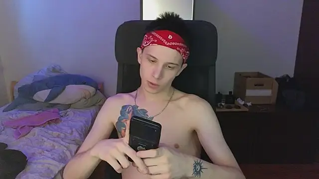 Snapshot of arlekincrop chatting on 03-13-26, 05:36 arlekincrop online show from 03-13-26, 05:36