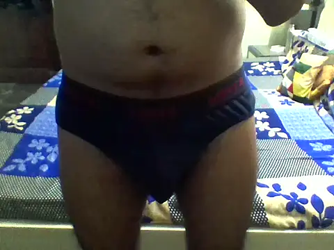 Snapshot of secretoxoxo chatting on 11-26-25, 12:39 secretoxoxo online show from 11-26-25, 12:39