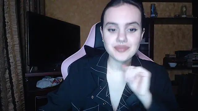 Veronika kruk online show from 01-30-25, 05:17