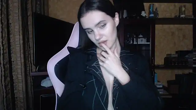 Veronika kruk online show from 02-14-25, 05:03