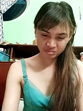 QueenSoreal online show from 03-15-26, 05:08