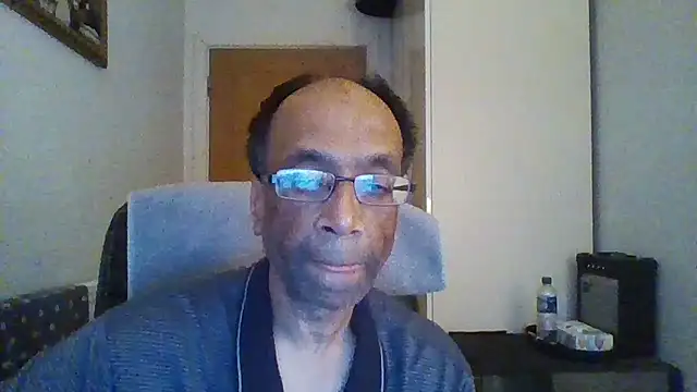 rauncher1 online show from 10-13-25, 08:36