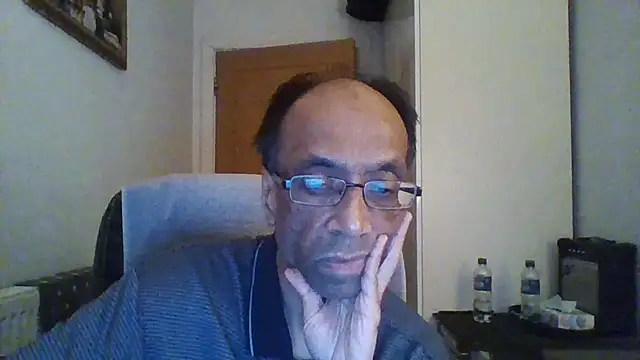 rauncher1 online show from 10-15-25, 11:27