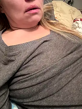 Susanel online show from 12-17-25, 10:16